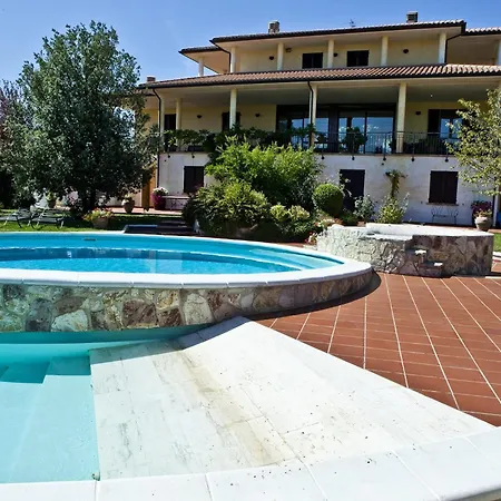 Rita Umbria - Country With Pool Villa Gualdo Cattaneo
