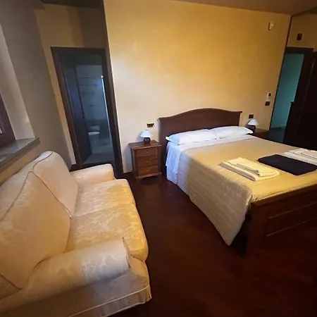Rita Umbria - Country With Pool Villa Gualdo Cattaneo