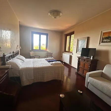 Rita Umbria - Country With Pool
